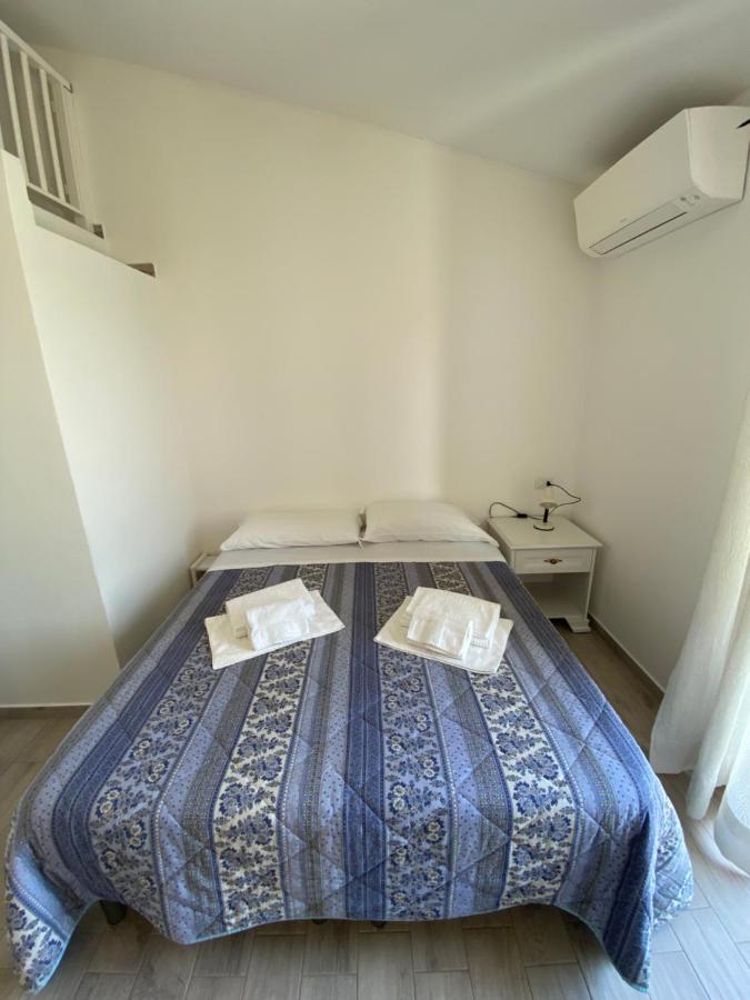 Molti Mari B&B Resort Ольбия Экстерьер фото