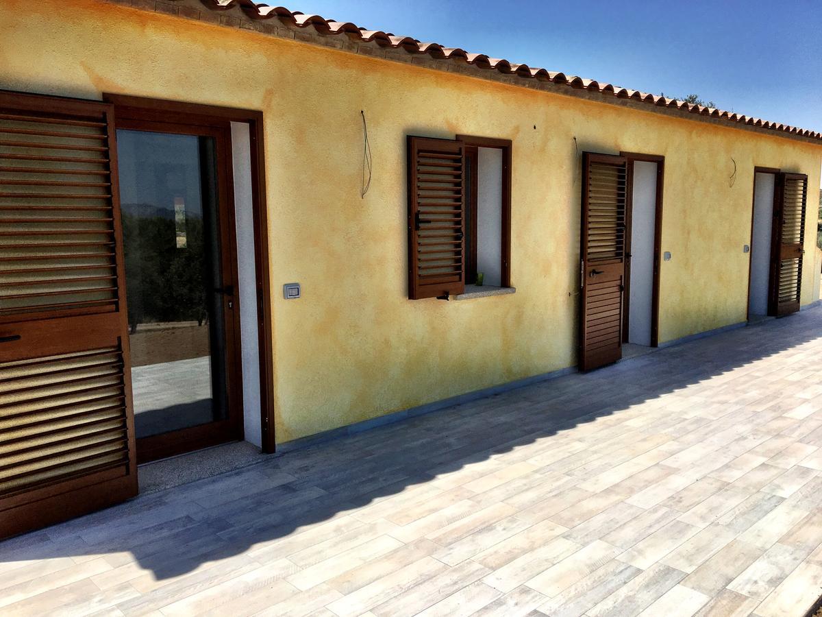 Molti Mari B&B Resort Ольбия Экстерьер фото